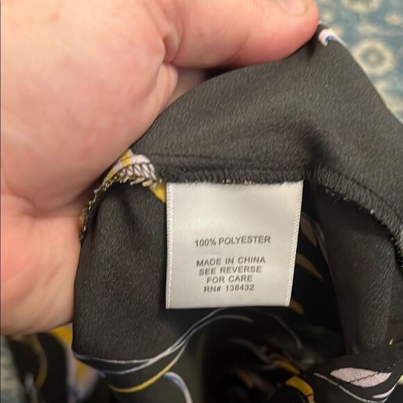 ModCloth Black Yellow Tulip Floral Design Front Tie Neck Blouse Modern Feminine - Picture 10 of 12